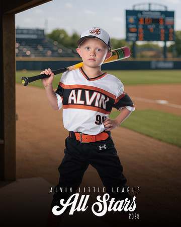 7U WHITE_Riggs_Ryder_MAG23815_DUGOUT