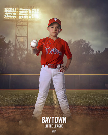 M2_ Phillies_Flores_Levi_BAY28482_FIELDLIGHTS