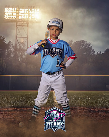 8U_Ilieski_Ashton_CAM14681_FIELDLIGHTS