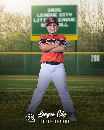 AA.Page.Giants_Strawn_Kyle_IMG_1240_CHANGEABLE
