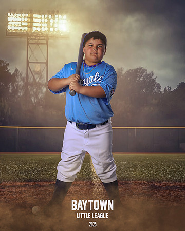 M2_ Royals_Mora_Levi_BAY28725_FIELDLIGHTS