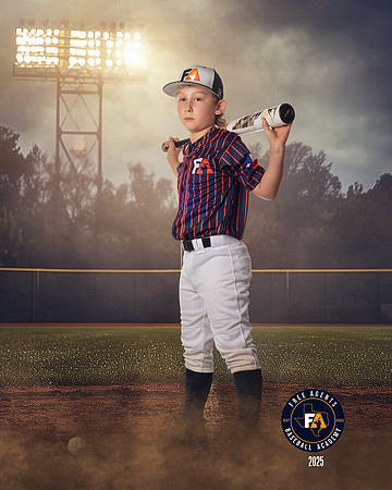 9U GARZA_HINTS_JACKSON_IMGL4830_FIELDLIGHTS