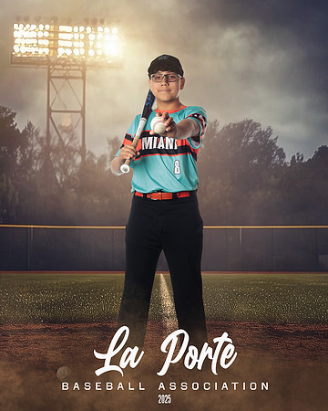 14U_Pony_Miami_Patterson_Maddex_LP024600_FIELDLIGHTS