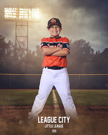 AA.Page.Giants_Strawn_Kyle_IMG_1240_FIELDLIGHTS