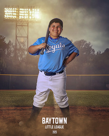 M2_ Royals_Mora_Levi_BAY28726_FIELDLIGHTS