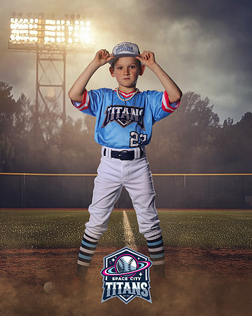 8U_Shields_Jaxon_CAM14663_FIELDLIGHTS