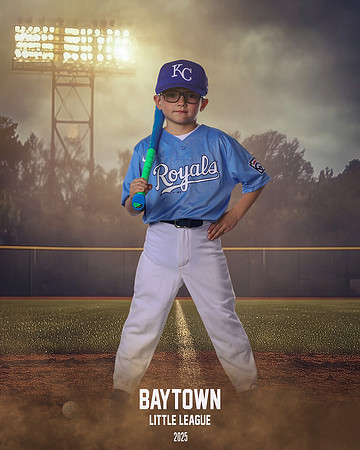 M3_ Royals_Guzman_Carter_BAY20110_FIELDLIGHTS