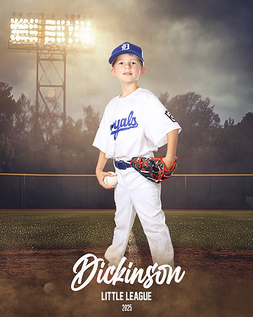 CP5U_ROYALS_Thames_Wyatt_DLL11870_FIELD LIGHTS_