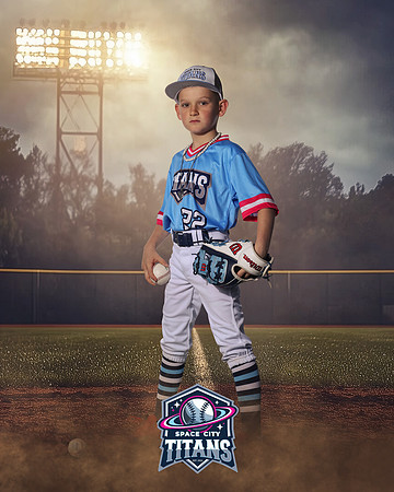 8U_Shields_Jaxon_CAM14661_FIELDLIGHTS