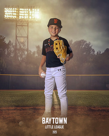 M1_Giants_Sharp_Caleb_BAY28223_FIELDLIGHTS