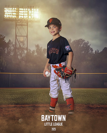 M1_Giants_Roberts_Jayden_BAY28720_FIELDLIGHTS