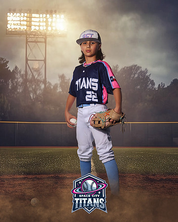 11U_TAMEZ_LIAM_CAM14810_FIELDLIGHTS
