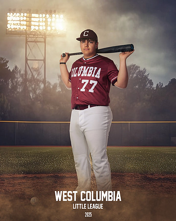 SENIOR MAROON_Henry_Regan_IMGL7478_FIELD LIGHTS_