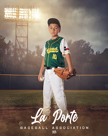 12U_Bronco_Athletics_Gonzalez_Gustavo_LP024352_FIELDLIGHTS