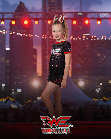 Silver Stars_Brinkmann_143A1164_CENTER_STAGE_