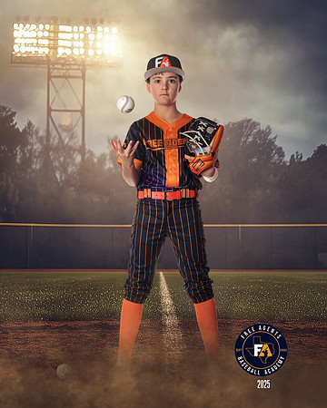 10U PAONE_PAONE_AUSTIN_IMGL4866_FIELDLIGHTS