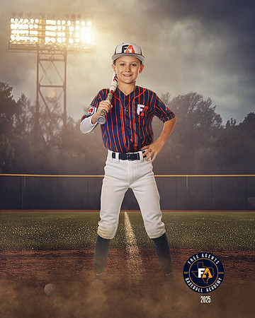 9U MINTER_MCNAMARA_COOPER_SF_27067_FIELDLIGHTS