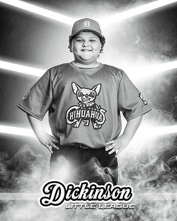 BW_MINORS_CHIHUAHUAS_MARTINEZ_Charles_Diaz_DLL29170_CORNERED_