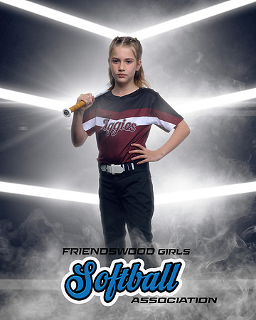 6U_AGGIES_Maxwell_Evelyn_DLL20011_CORNERED_