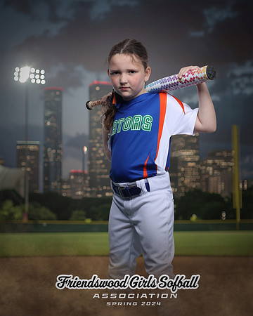 6U_GATORS_Stenslie_Elliana_DLL29982_NIGHT_