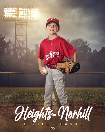 PW_REDS_Garcia_Oliver_HN021626_FIELDLIGHTS