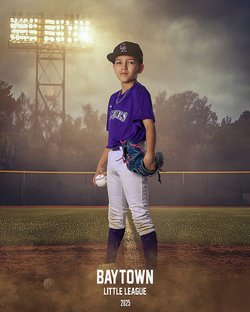 MJR_Rockies_Gonzalez_Kevin_BAY28358_FIELDLIGHTS
