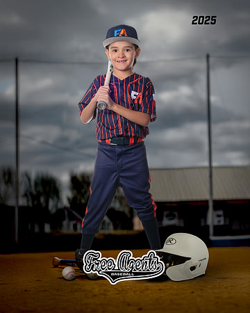 8U_REYES_ALAN_IMGL4663_BACKGROUND_TURN