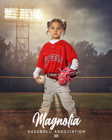 4_5U_Angels_Rodriguez_Everly_MAG10060_FIELD LIGHTS_