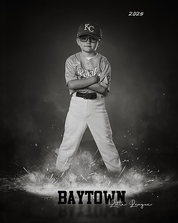 M3_ Royals_Guzman_Carter_BAY20108_ROFbw