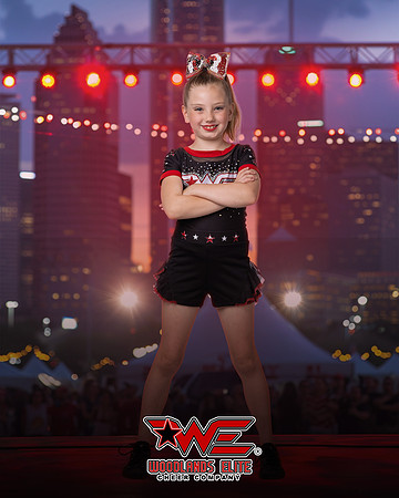 Silver Stars_Brinkmann_143A1160_CENTER_STAGE_