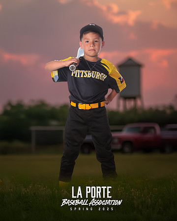 8U_Pinto_Pirates_Gonzalez_Izrael_LP023476_TRUCK