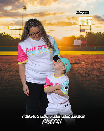 JR_TB_PADRES_Conn_Case_CAM39582-2_MULTIS