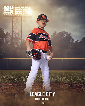 AA.Page.Giants_Strawn_Jason_IMG_1257_FIELDLIGHTS