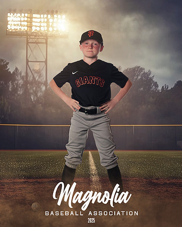 8U_Giants_Powers_Beaux_MAG27383_FIELD LIGHTS_