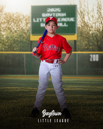 M2_ Phillies_Flores_Levi_BAY28478_SIGN