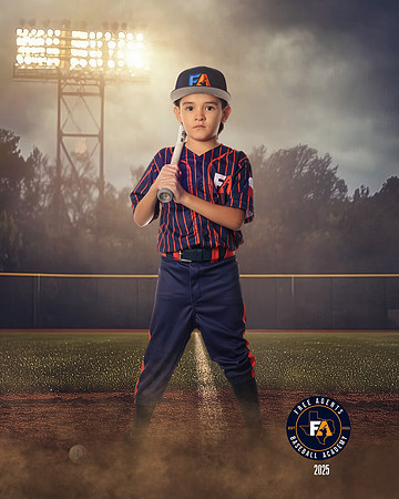 8U_REYES_ALAN_IMGL4662_FIELDLIGHTS