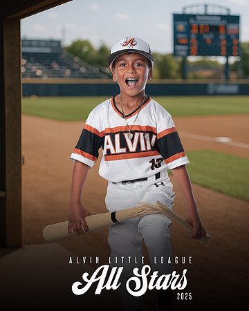 8U WHITE_Lara_Rylan_MAG23010_DUGOUT