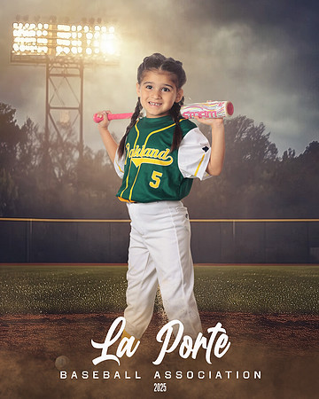 5U_Shetland_Athletics_Brockman_Lorelai_LP022742_FIELDLIGHTS