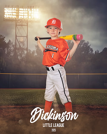 CP7_COWBOYS_Ladner_Wyatt_DLL20290_FIELD LIGHTS_