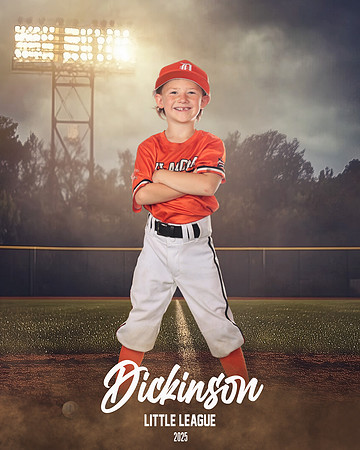 CP7_COWBOYS_Ladner_Wyatt_DLL20284_FIELD LIGHTS_