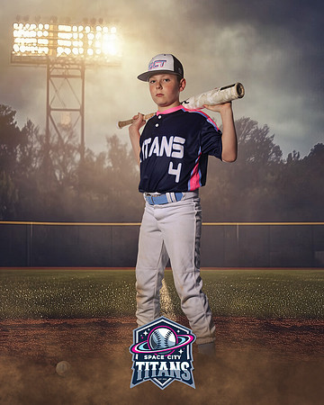 11U_HICKS_NATHAN_CAM14800_FIELDLIGHTS