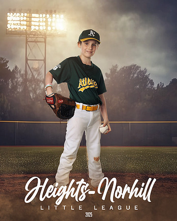MINORS_As_Holub_Henry_HN011752_FIELDLIGHTS