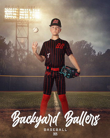 11U_Black_Holmes_Holden_MAG14388_FIELD LIGHTS_