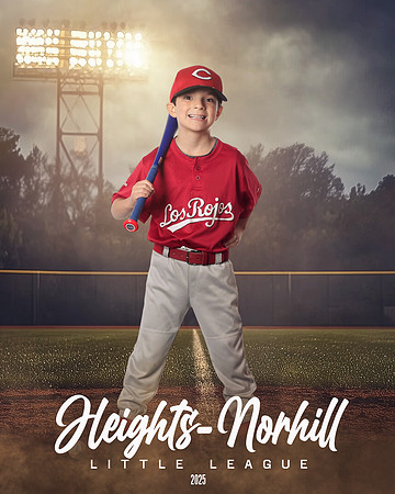 PW_REDS_Garcia_Oliver_HN021622_FIELDLIGHTS
