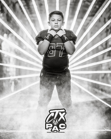 8UTACKLE_Alvarado_Bladimir_SF_21097_LAZER_bw