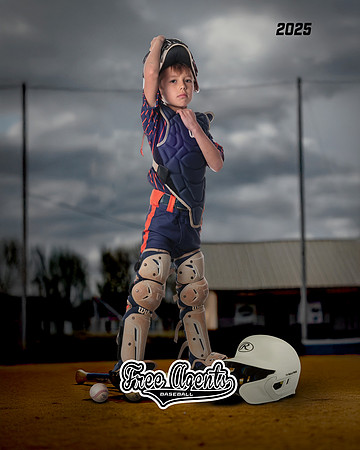 8U_ELLIOTT_TRIPP_IMGL4694_BACKGROUND_TURN