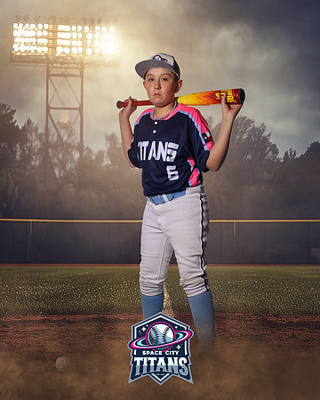 11U_DELEON_ACE_CAM14786_FIELDLIGHTS