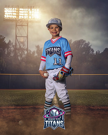 8U_Ilieski_Ashton_CAM14686_FIELDLIGHTS