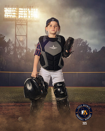 9U GARZA_WALKER_JOHNNY_IMGL4760_FIELDLIGHTS