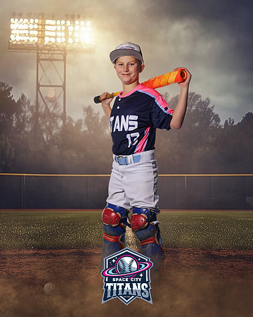 11U_MUIR_KADEN_CAM14827_FIELDLIGHTS